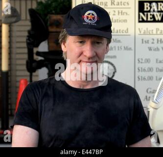 Bill Maher boutiques chez Barneys New York à Beverly Hills avec une compagne avec : Bill Maher Où : Los Angeles, California, United States Quand : 25 Jan 2014 Banque D'Images