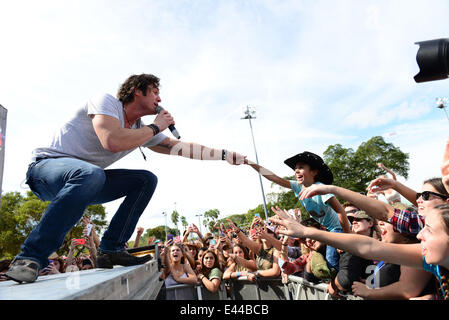 Joe Nichols en prestation au Kiss Pays Chili Cook Off à Pembroke Pines avec : Joe Nichols Où : Pembroke Pines, Florida, United States Quand : 26 Jan 2014 Banque D'Images