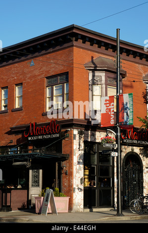 Restaurant Italien et pizzeria Marcello sur Commercial à Vancouver, BC, Canada Banque D'Images