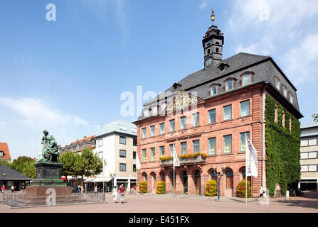 Nouvel hôtel de ville et les frères Grimm National Memorial, Hanau, Hesse, Allemagne Banque D'Images