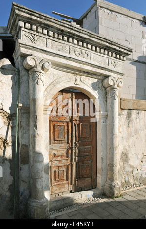 Spanien, Rhodos, Koskinou, schönes Haustor Banque D'Images