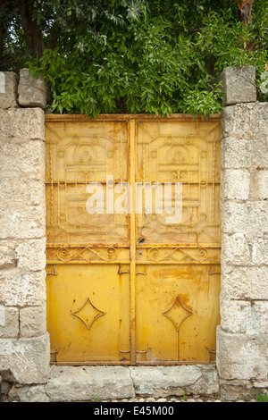 Spanien, Rhodos, Koskinou, schönes Haustor Banque D'Images