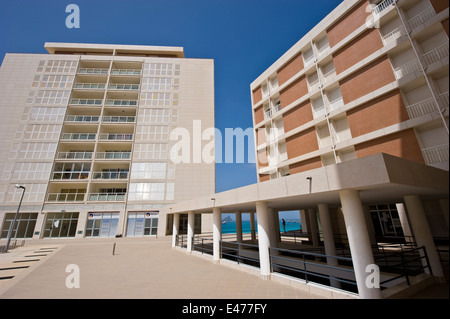 Condominium dans Copacabana Laginha Beach, Mindelo à l'île de Sao Vicente, Cap Vert. Banque D'Images