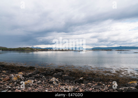 En regardant vers les îles de Skye et de Raasay partout le son intérieur Banque D'Images