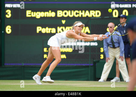 Wimbledon, Londres UK. 05 juillet, 2014. Des célibataires femmes match final contre les Républiques tchèque Petra Kvitova au Wimbledon Wimbledon en 2014, le sud-ouest de Londres, le 5 juillet 2014. Eugénie Bouchard (Can) : Action de Crédit Plus Sport/Alamy Live News Banque D'Images