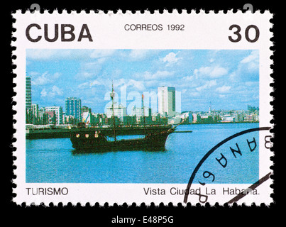 Timbre-poste de Cuba représentant un bateau à voile à La Havane Banque D'Images