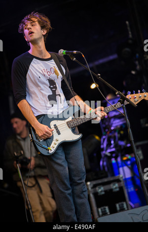 Jack Freeman de Jagwar Ma live au festival de Glastonbury 2014 Banque D'Images