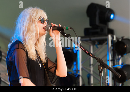 Lindberg Nina Nesbitt actuellement en tournée son 'Album' peroxyde Banque D'Images