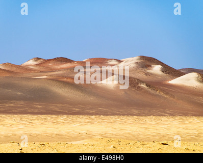 Dunes de sable dans la réserve nationale de Paracas - Pérou Banque D'Images