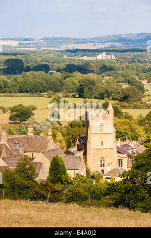 L'église Saint-Laurent, Bourton-on-the-Hill, Gloucestershire, les Cotswolds, en Angleterre, Royaume-Uni, Europe Banque D'Images