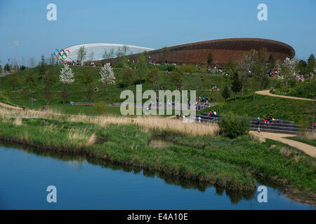 Le vélodrome, Queen Elizabeth Olympic Park, Stratford, London, E20, Angleterre, Royaume-Uni, Europe Banque D'Images