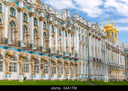 Vue extérieure du Palais de Catherine, Tsarskoe Selo, Saint-Pétersbourg, Russie, Europe Banque D'Images