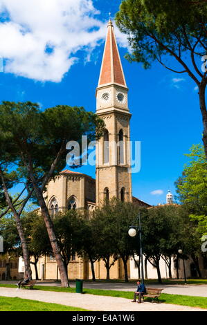 Campanile, Cathédrale de San Donato, Arezzo, Toscane, Italie, Europe Banque D'Images