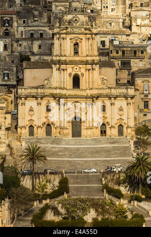 Duomo San Giorgio à Modica, une ville célèbre pour l'architecture baroque sicilienne, l'UNESCO, Modica, Ragusa, Sicile, Italie Banque D'Images