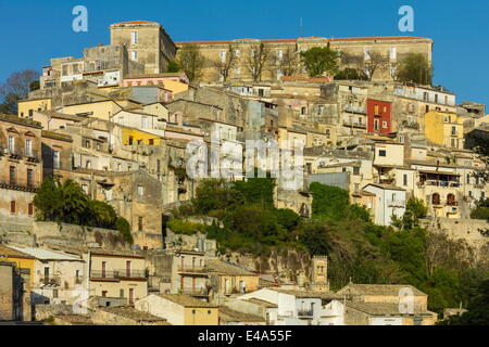 Vieux Ragusa Ibla (descente), célèbre pour l'architecture baroque sicilienne, l'UNESCO, Raguse, Ragusa, Sicile, Italie Banque D'Images