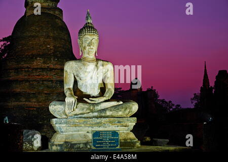Wat Mahatat, Sukhothai Historical Park, UNESCO World Heritage Site, Sukhothai, Thaïlande, Asie du Sud, Asie Banque D'Images