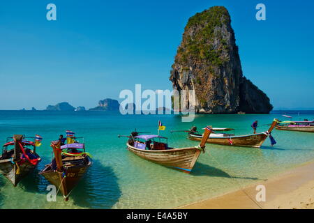 La baie de Ao Phra Nang Railay Beach, Hat Tham Phra Nang Beach, province de Krabi, Thaïlande, Asie du Sud, Asie Banque D'Images