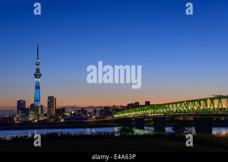 Tokyo Sky Tree at Dusk Banque D'Images