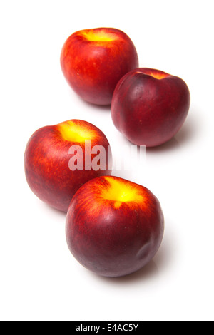 Nectarines isolated on a white background studio. Banque D'Images