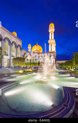 En Asie du sud-est, le Royaume de Brunei, Bandar Seri Begawan, Jame'asr Hassanal Bolkiah Mosque Banque D'Images