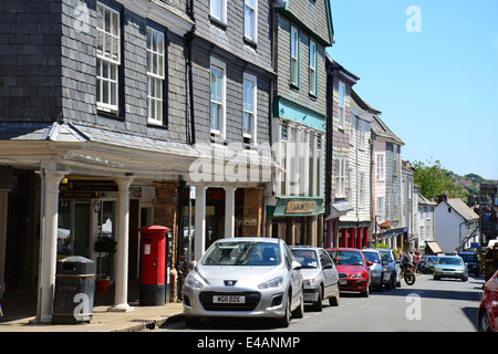 The Butterwalk, High Street, Totnes, Devon, Angleterre, Royaume-Uni Banque D'Images