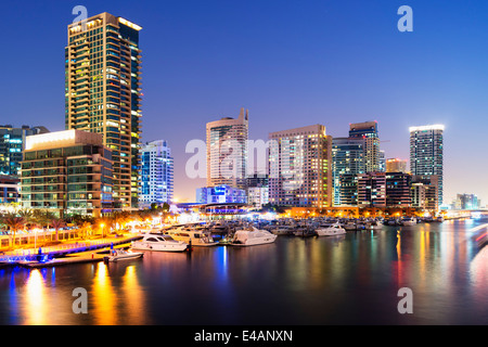 Moyen Orient, Emirats Arabes Unis, Dubai, Dubai Marina bâtiments Banque D'Images