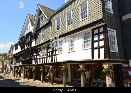 L'Butterwalk, Duke Street, Dartmouth, Devon, Angleterre, Royaume-Uni Banque D'Images