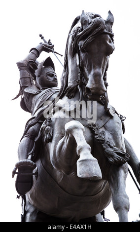 Statue de Emanuele Filiberto, fondateur de la Savoie du conducteur à Turin, dans la Piazza San Carlo, Turin, Italie. Banque D'Images