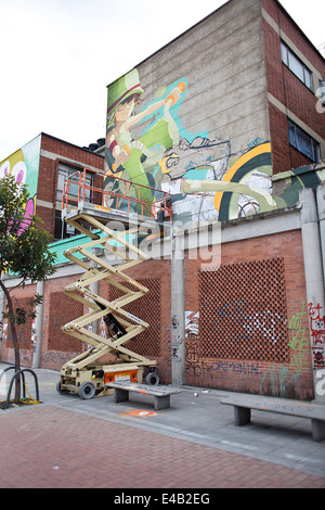 De nombreuses villes à travers le monde sont représentés dans la culture urbaine, Bogota, est une ville dense et diversifié, où les murs commencent à être Banque D'Images