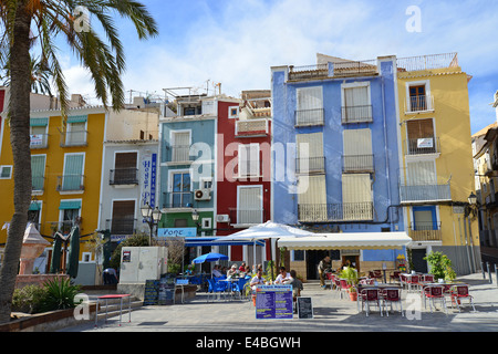 Restaurants en bord de mer, La Vila Joiosa (Villajoyosa), Costa Blanca, Alicante Province, Royaume d'Espagne Banque D'Images