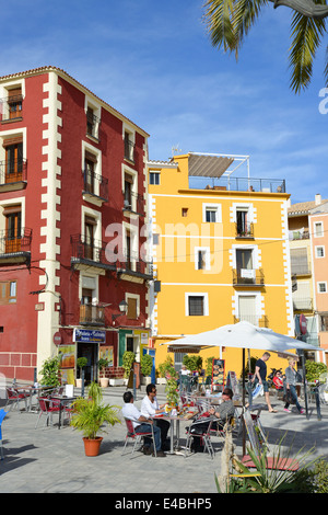 Restaurants en bord de mer, La Vila Joiosa (Villajoyosa), Costa Blanca, Alicante Province, Royaume d'Espagne Banque D'Images