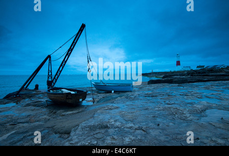 Moody matin à Portland Bill dans le Dorset, Angleterre, Royaume-Uni Banque D'Images