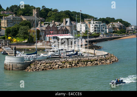 Belle vue de Cowes sur l'île de Wight, Angleterre. Banque D'Images