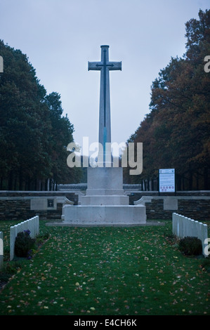 Delville Wood Cemetery est le troisième plus grand cimetière de dans la zone de bataille de la Somme et contient 5 523 inhumations Banque D'Images