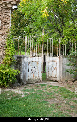 Portes en fer vieux Banque D'Images