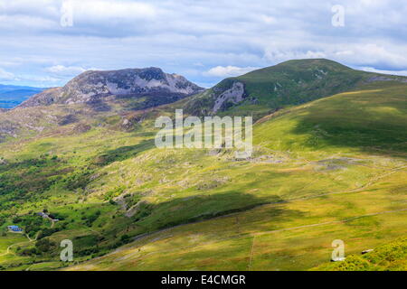 Rhinog Llethr Fach et y vu de Llangefni Banque D'Images