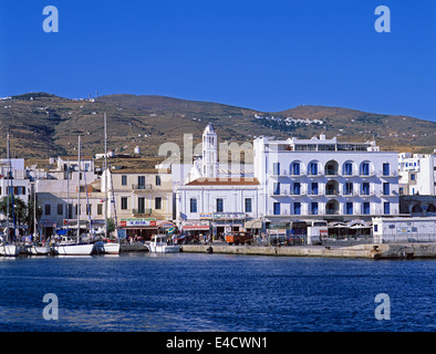 Voir d'Andros, l'île la plus au nord de l'archipel des Cyclades grecques, montrant la Mer Égée, Grèce Banque D'Images