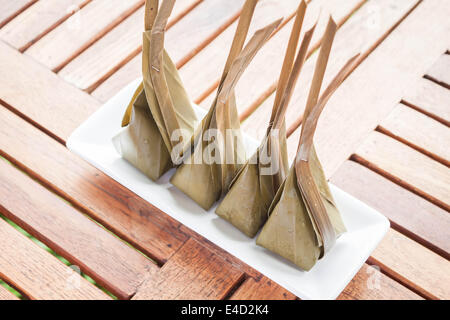 La farine de noix de coco à la vapeur avec remplissage dessert, stock photo Banque D'Images