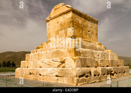 Tombe de Cyrus le Grand, Pasargades, Alger, Fars, Iran Banque D'Images