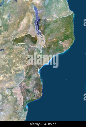 Le Mozambique, l'Afrique, True Color Satellite Image avec masque et de la frontière. Vue satellite de Mozambique (avec masque et de la frontière). Ce Banque D'Images
