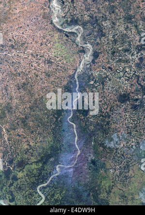 Nuage de pollution sur Calcutta (Kolkata), l'Inde, True Color Image satellite. Kolkata (Calcutta), Inde, couleurs vraies chaînes im Banque D'Images