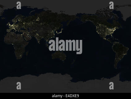 Toute la terre de nuit centrée sur l'océan Pacifique, la couleur vraie image satellite. La couleur vraie image satellite de la terre entière à ni Banque D'Images