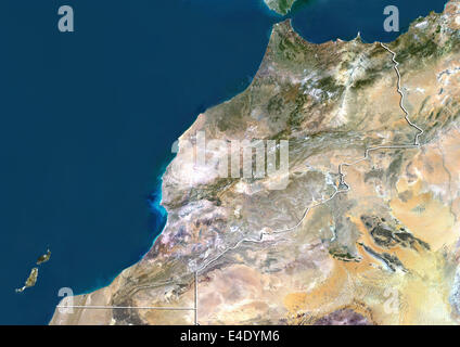 Le Maroc, True Color Satellite Image avec bordure Banque D'Images