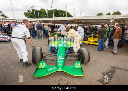 1991 Jordan-Ford 191 F1 voiture dans le paddock au Goodwood Festival of Speed 2014, Sussex, UK. Banque D'Images