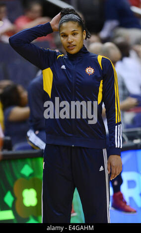 Washington, DC, USA. 27 Juin, 2014. 20140627 - Connecticut Sun avant ALYSSA THOMAS avant le match contre les Washington Mystics au Verizon Center à Washington, DC © Chuck Myers/ZUMA/Alamy Fil Live News Banque D'Images