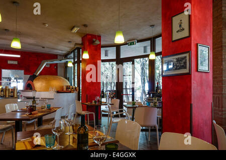 Restaurant SELVA DELLE TORRI à San Gimignano, Toscane, Italie Banque D'Images