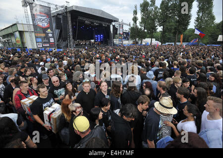 Jáchymov, République tchèque. 11 juillet, 2014. Le festival de musique Masters of Rock continuent le 11 juillet 2014 à Jáchymov, République tchèque. (CTK Photo/Dalibor Gluck) Credit : CTK/Alamy Live News Banque D'Images