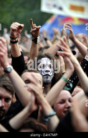 Jáchymov, République tchèque. 11 juillet, 2014. Le festival de musique Masters of Rock continuent le 11 juillet 2014 à Jáchymov, République tchèque. (CTK Photo/Dalibor Gluck) Credit : CTK/Alamy Live News Banque D'Images