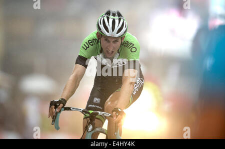 Tomblaine à Gerardmer, France. 12 juillet, 2014. 12.07.2014. Tomblaine à Gerardmer, France. Tour de France en vélo, l'étape 8. Bauke MOLLEMA (NED - Belkin-Pro cycling team) monte la cote de crédit de la Mauselaine : Action Plus Sport Images/Alamy Live News Banque D'Images