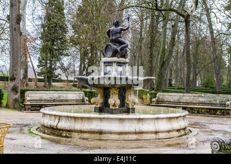 Sculpture en bronze mythologique. Fontaines ornementales du Palais d'Aranjuez, Madrid, Espagne Banque D'Images